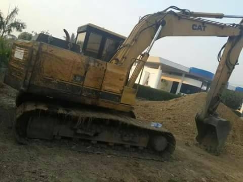 ขายCAT E120B สภาพสวยพร้อมใช้ ติดต่อคุณอ๊อฟ พิจิตร 086-737-9991.080-616-8448 ขายCAT E120B สภาพสวยพร้อมใช้ ติดต่อคุณอ๊อฟ พิจิตร 086-737-9991.080-616-8448