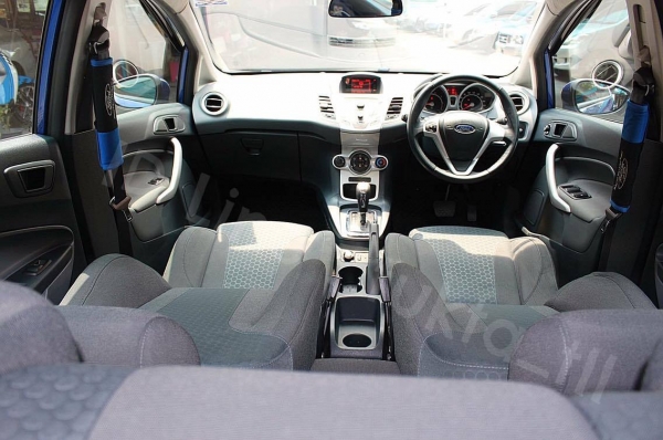 fiesta 1.6S 5ประตู วิ่ง 6x,xxxkm มีbookservice รถสวยไร้ที่ตำหนิ เดิมๆทั้งคัน ไม่เคยติดแก๊ส max17' fiesta 1.6S 5ประตู วิ่ง 6x,xxxkm มีbookservice รถสวยไร้ที่ตำหนิ เดิมๆทั้งคัน ไม่เคยติดแก๊ส max17'