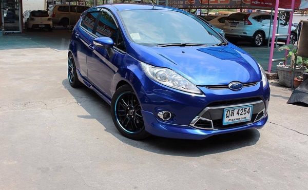 fiesta 1.6S 5ประตู วิ่ง 6x,xxxkm มีbookservice รถสวยไร้ที่ตำหนิ เดิมๆทั้งคัน ไม่เคยติดแก๊ส max17' fiesta 1.6S 5ประตู วิ่ง 6x,xxxkm มีbookservice รถสวยไร้ที่ตำหนิ เดิมๆทั้งคัน ไม่เคยติดแก๊ส max17'