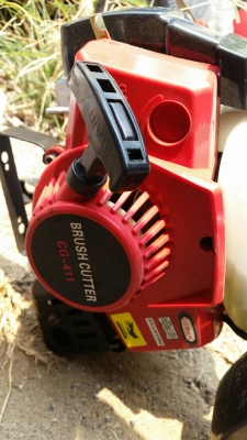 ขาย เครื่องตัดหญ้า LUMAN แบบสะพาย ของใหม่ เครื่องแรง ตัวใหญ่ ใช้งานดี