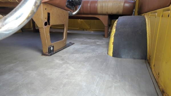 รถตู้ TOYOTA โดยสาร 9 ที่นั่ง รุ่น HIACE RH32V-025725 4สูบ