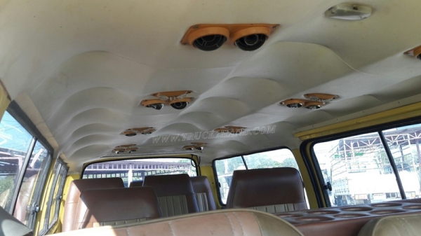 รถตู้ TOYOTA โดยสาร 9 ที่นั่ง รุ่น HIACE RH32V-025725 4สูบ