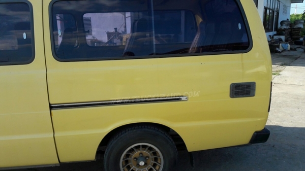 รถตู้ TOYOTA โดยสาร 9 ที่นั่ง รุ่น HIACE RH32V-025725 4สูบ