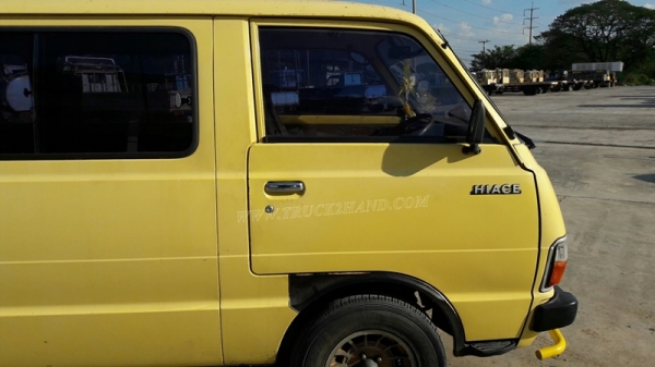 รถตู้ TOYOTA โดยสาร 9 ที่นั่ง รุ่น HIACE RH32V-025725 4สูบ