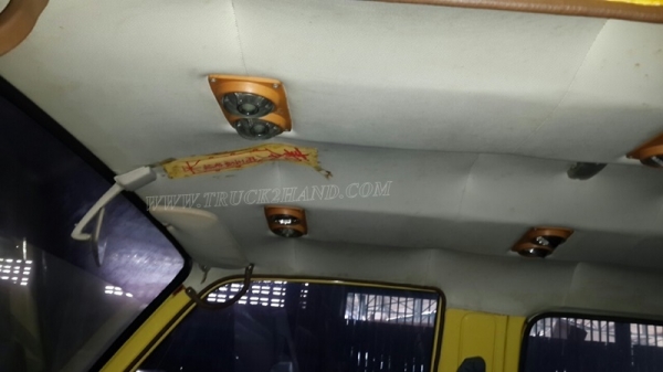 รถตู้ TOYOTA โดยสาร 9 ที่นั่ง รุ่น HIACE RH32V-025725 4สูบ