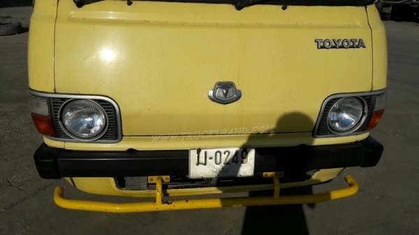 รถตู้ TOYOTA โดยสาร 9 ที่นั่ง รุ่น HIACE RH32V-025725 4สูบ