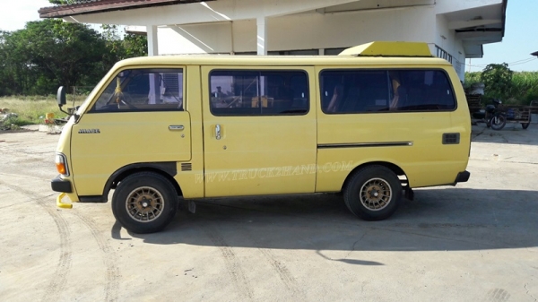 รถตู้ TOYOTA โดยสาร 9 ที่นั่ง รุ่น HIACE RH32V-025725 4สูบ