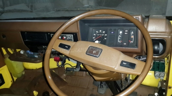 รถตู้ TOYOTA โดยสาร 9 ที่นั่ง รุ่น HIACE RH32V-025725 4สูบ