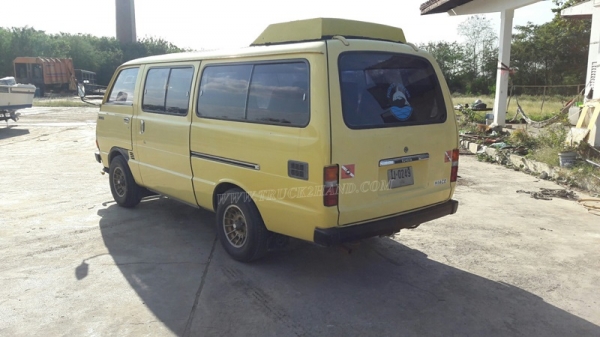 รถตู้ TOYOTA โดยสาร 9 ที่นั่ง รุ่น HIACE RH32V-025725 4สูบ