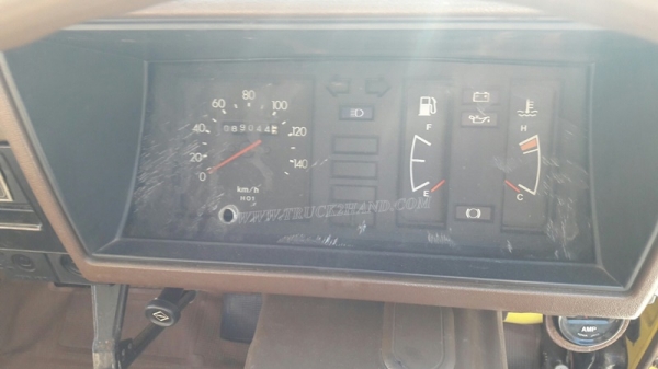 รถตู้ TOYOTA โดยสาร 9 ที่นั่ง รุ่น HIACE RH32V-025725 4สูบ