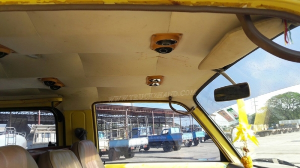 รถตู้ TOYOTA โดยสาร 9 ที่นั่ง รุ่น HIACE RH32V-025725 4สูบ