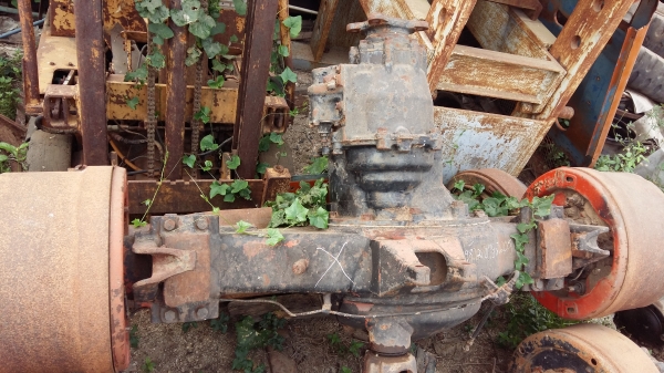 ขายด่วนเฟืองท้ายพร้อมใช้2เพลา อีซูซุเดก้า195