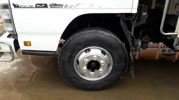 ISUZU NQR 175  แอร์เย็น