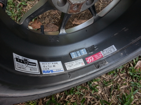 ขอบ15 พร้อมยาง ปั๊มครบๆ ขอบ15 พร้อมยาง ปั๊มครบๆ