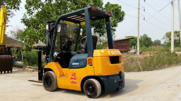 ขายด่วนรถยก TOYOTA 7FG15ยก1.5ตันเสาสูง3เมตรงาสไลยร์ได้ยางตัน4เส้นรถนอกยังไม่เคยใช้งานในเมืองไทยเลย=รุ่นใหม่ขายถูกๆๆ ขายด่วนรถยก TOYOTA 7FG15ยก1.5ตันเสาสูง3เมตรงาสไลยร์ได้ยางตัน4เส้นรถนอกยังไม่เคยใช้งานในเมืองไทยเลย=รุ่นใหม่ขายถูกๆๆ