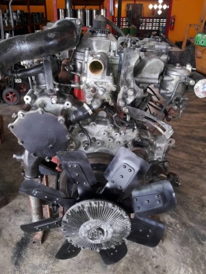 ขายเครื่องยนต์P11C--TB=320แรงม้าติดนิ่มแน่นดีมากสวยๆครับ