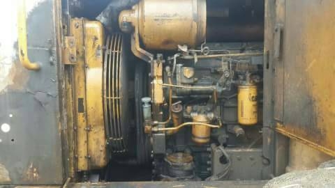 ขายรถตักCAT910 E สภาพสวย พร้อมใช้ ราคาต่อรองได้ ติดต่อได้ที่คุณ อ๊อฟ พิจิตร 086-737-9991