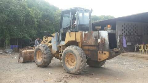 ขายรถตักCAT910 E สภาพสวย พร้อมใช้ ราคาต่อรองได้ ติดต่อได้ที่คุณ อ๊อฟ พิจิตร 086-737-9991