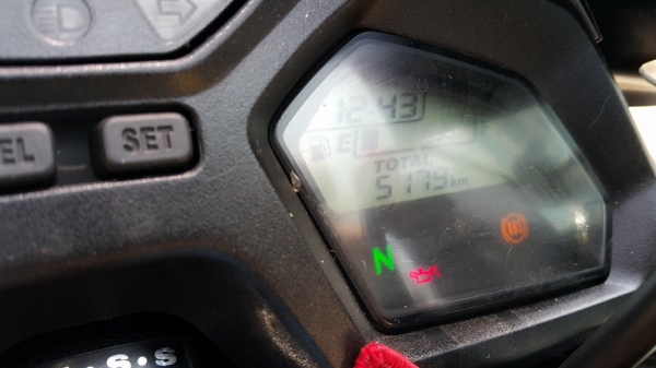 CB650F 2014 สวยๆสีรถยนต์ประกายมุข เคฟล่าทั้งคัน ไม่แพง ต่อรองได้