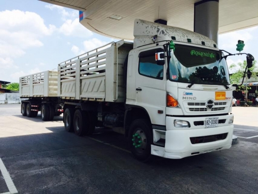 ขายรถพ่วง 22 ล้อ Hino เครื่อง 344 แรง ปี 56 ไมล์ 8x,xxx ยางเต็มทุกเส้น ดัมพ์สามมิตรแม่ลูก ลูก 3 เพลาแท้ สวยสดพร้อมใช้งาน ราคา 2,880,000 บาท