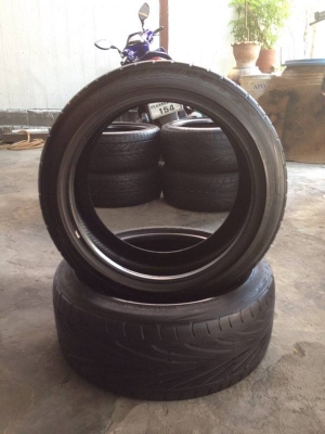 ขายยางtoyo t1r japan 215 45 17 ปี13 จำนวน1คู่ สภาพ ดอกหนา85\%ไม่บวม มีปะยัดไหม1เส้น ไม่มีแตกลายงา ราคา1700บาท รับประกันยางทุกเส้นยินดีคืนเงิน โทร0924462525โส กทม