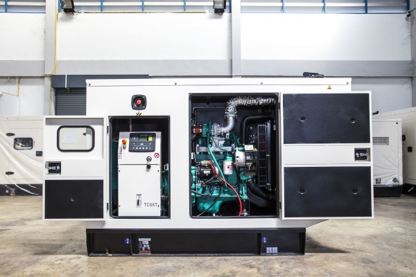 เครื่องปั่นไฟ CUMMINS 66KVA