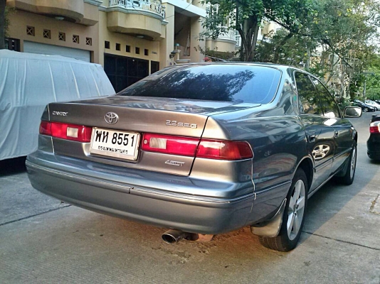 รถสวย แอร์หนาวๆ แคมรี่ ไฟท้ายไม้บรรทัด รถสวย แอร์หนาวๆ แคมรี่ ไฟท้ายไม้บรรทัด