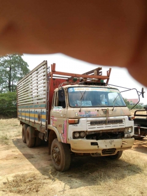 ขายรถ10ล้อ ดั้มเกษตร UD เครื่องHO7C เพลาเดียว เอกสารพร้อมโอน สนใจโทร 090-8588220คุณนะ 093-3258446คุณบิว หรือเข้าดูสินค้าอื่นๆได้ที่ www.truck.in.th/498 หรือเพจFacebook ณรงค์ ซื้อขายรถมือสอง (เว็บไซต์ส่วนตัว) หรือFacebook คุณนะ รถบรรทุก