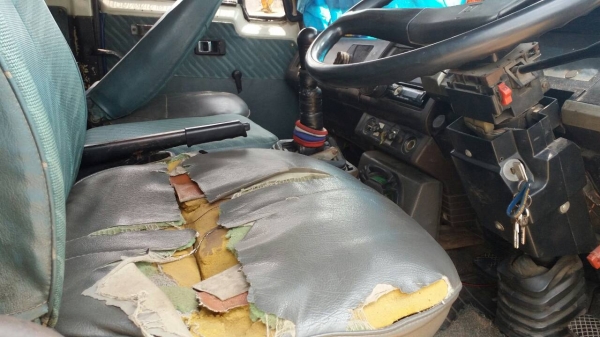 สิบล้อ อีซูชุ ร็อคกี้ FVM12MY-185 เพาเดียว ช่วงยาว6.30ม รถห้างสภาพดีสวยๆพร้อมใช้ ทะเบียนพร้อมโอน ราคา 555,000บ ต่อรองได้ สิบล้อ อีซูชุ ร็อคกี้ FVM12MY-185 เพาเดียว ช่วงยาว6.30ม รถห้างสภาพดีสวยๆพร้อมใช้ ทะเบียนพร้อมโอน ราคา 555,000บ ต่อรองได้