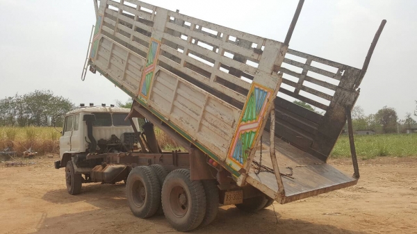 ขาย รถพ่วงแม่ดั้ม-ลูกไม่ดั้ม HINO FM227 เครื่องเดิม EM100 220 แรงม้า เกียร์เดิม สโลว์เดิม ช่วงล่างดี คัสซีสวยตลอดเส้น ยางเต็ม ทะเบียนพร้อมโอน