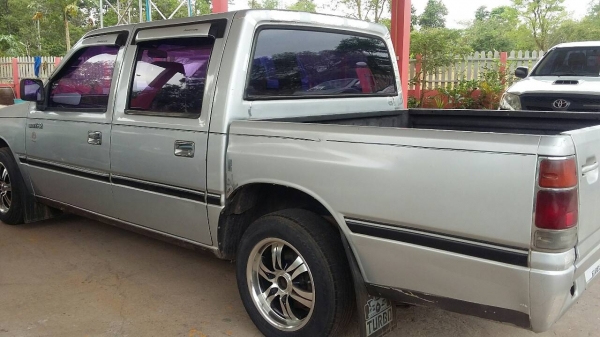 มังกรทองยอดประหยัด 4ประตู สวยจัด