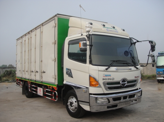 Hino FC9J ปี 55 ตู้ 10 บาน ตู้ยาว 5.50 เมตร  เครื่องยนต์JO5E 175แรงม้า สภาพสวยพร้อมใช้งาน
