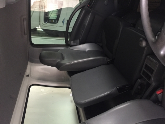 ขาย 6 ล้อ อีซูซุ FRR 210 แรง ปี 54 ตู้ 10 บาน ยาว 6.5 ม. วิ่งน้อย 15,xxx โล ยางเต็ม สภาพใหม่ สวยจัดทั้งรถทั้งตู้ พร้อมใช้ จัดแนนท์ได้ครับ สนใจติดต่อ 081-9420141 , 081-5715326 ขาย 6 ล้อ อีซูซุ FRR 210 แรง ปี 54 ตู้ 10 บาน ยาว 6.5 ม. วิ่งน้อย 15,xxx โล ยางเต็ม สภาพใหม่ สวยจัดทั้งรถทั้งตู้ พร้อมใช้ จัดแนนท์ได้ครับ สนใจติดต่อ 081-9420141 , 081-5715326