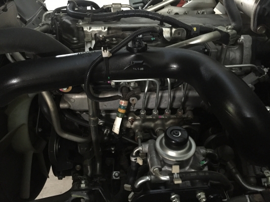 ขาย 6 ล้อ อีซูซุ FRR 210 แรง ปี 54 ตู้ 10 บาน ยาว 6.5 ม. วิ่งน้อย 15,xxx โล ยางเต็ม สภาพใหม่ สวยจัดทั้งรถทั้งตู้ พร้อมใช้ จัดแนนท์ได้ครับ สนใจติดต่อ 081-9420141 , 081-5715326 ขาย 6 ล้อ อีซูซุ FRR 210 แรง ปี 54 ตู้ 10 บาน ยาว 6.5 ม. วิ่งน้อย 15,xxx โล ยางเต็ม สภาพใหม่ สวยจัดทั้งรถทั้งตู้ พร้อมใช้ จัดแนนท์ได้ครับ สนใจติดต่อ 081-9420141 , 081-5715326