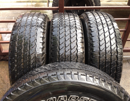 ยาง Roadstone 245 75 16 ปี12 ดอกเต็ม ใช้กันยาว ราคาไม่แพง