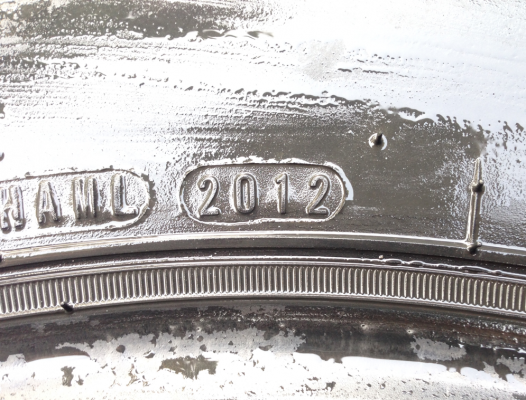 ยาง Roadstone 245 75 16 ปี12 ดอกเต็ม ใช้กันยาว ราคาไม่แพง