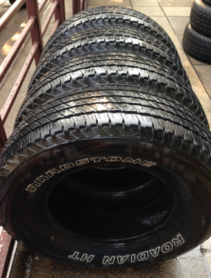 ยาง Roadstone 245 75 16 ปี12 ดอกเต็ม ใช้กันยาว ราคาไม่แพง