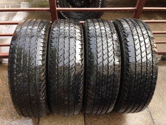 ยาง Roadstone 245 75 16 ปี12 ดอกเต็ม ใช้กันยาว ราคาไม่แพง