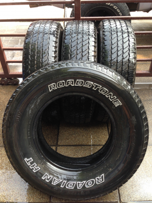 ยาง Roadstone 245 75 16 ปี12 ดอกเต็ม ใช้กันยาว ราคาไม่แพง