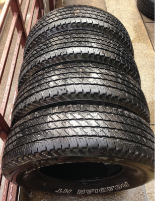 ยาง Roadstone 245 75 16 ปี12 ดอกเต็ม ใช้กันยาว ราคาไม่แพง