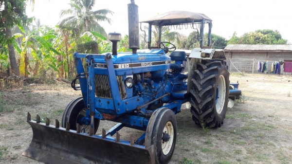 ขายFORD. 6600เสื้อลาย. สวยมากๆๆเอกสารเล่มทะเบียน