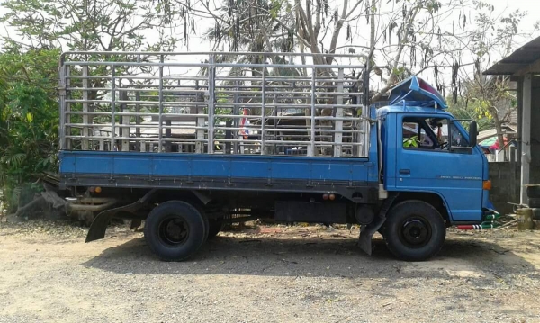 ขายรถ6ล้อ NPR115แรง ยาว4.30เมตร เครื่องดีแคชซีสวย ยางดี ภายในสวย พร้อมใช้ พร้อมโอน สนใจโทร 090-8588220คุณนะ 093-3258446คุณบิว หรือเข้าดูสินค้าอื่นๆได้ที่ www.truck.in.th/498 หรือเพจFacebook ณรงค์ ซื้อขายรถมือสอง (เว็บไซต์ส่วนตัว) หรือFacebook คุณนะ รถบรรท