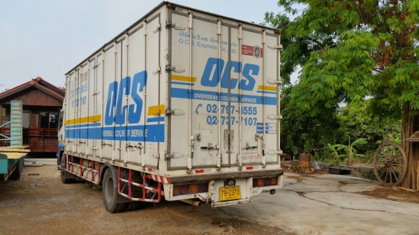 ขายรถ 6 ล้อ อีซูซุFTR  Forword 220 แรง รถสวย สภาพดี