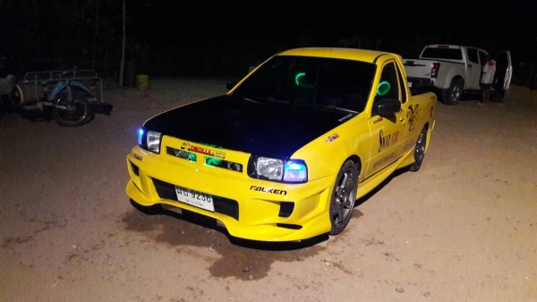 ขาย  Nissan  NV  1,600