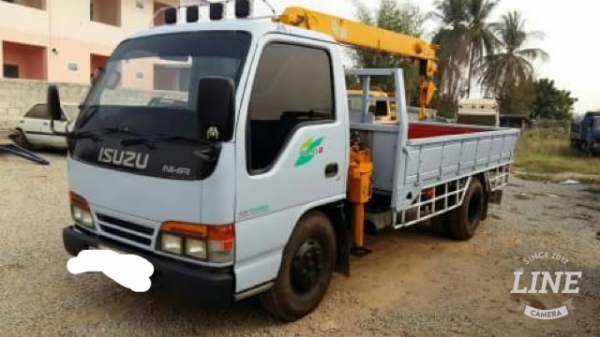 ขาย 6 ล้อ ISUZU 110 ปี 40 ติดเครน 2.5 ตัน สภาพสวยพร้อมใช้ ราคาต่อรองได้ ติดต่อได้ที่คุณอ๊อฟ พิจิตร 086-737-9991