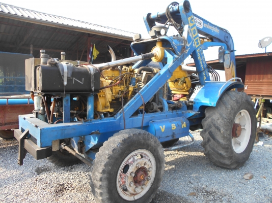 ขายรถคีบสพาภพร้อมชัยงานเครื่องโคมะสุ4ดี105ช่วงล่างรถตักเคพี725ปั่มยกเม็คโคให่ญสนจัย 0810074646 ราคาต่อรองครับ