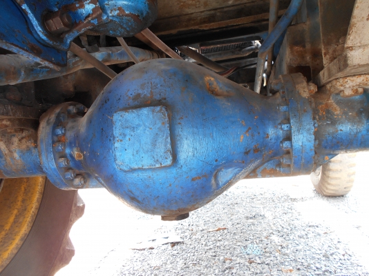 ขายรถคีบสพาภพร้อมชัยงานเครื่องโคมะสุ4ดี105ช่วงล่างรถตักเคพี725ปั่มยกเม็คโคให่ญสนจัย 0810074646 ราคาต่อรองครับ