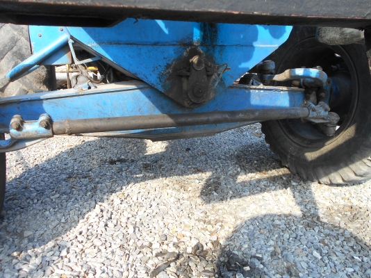 ขายรถคีบสพาภพร้อมชัยงานเครื่องโคมะสุ4ดี105ช่วงล่างรถตักเคพี725ปั่มยกเม็คโคให่ญสนจัย 0810074646 ราคาต่อรองครับ