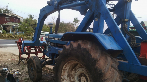 ขายรถคีบ6600เสื้อลายสภาพเยี่ยม