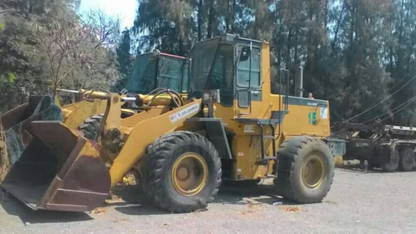 รถตัก Caterpillar wa300-1 ระบบเต็มยางดี รถตัก Caterpillar wa300-1 ระบบเต็มยางดี